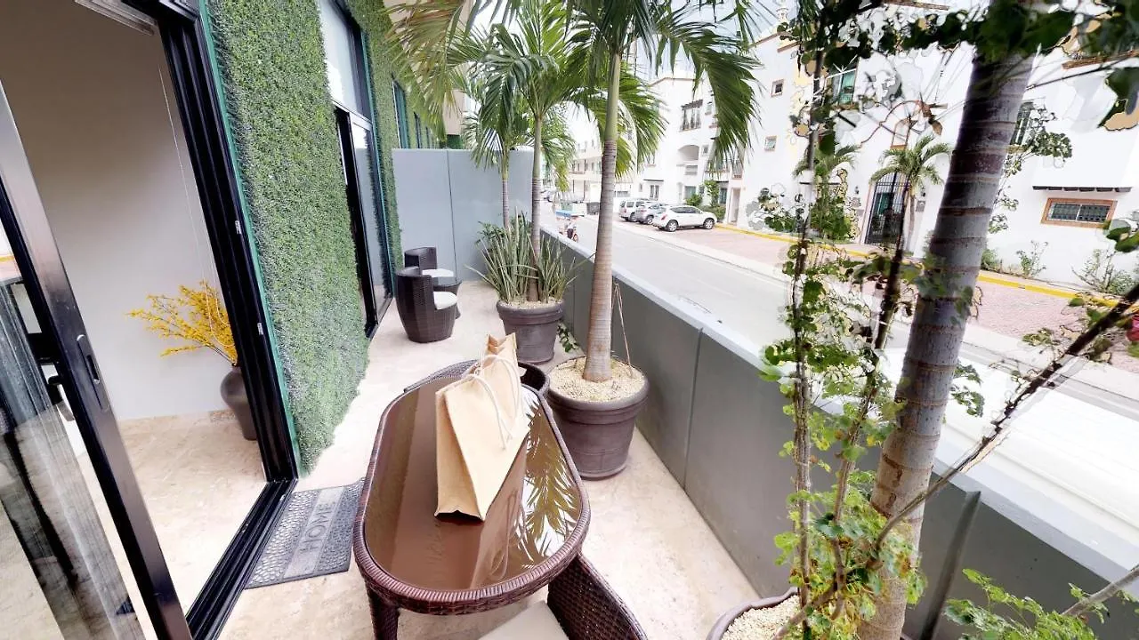 Palmares 104- 1Bedroom Exquisite Playa del Carmen Apartment
